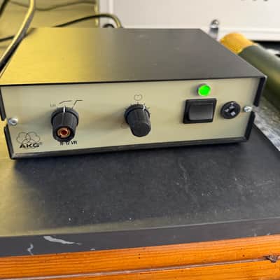AKG C12 VR 1998 - Gold and green image 7