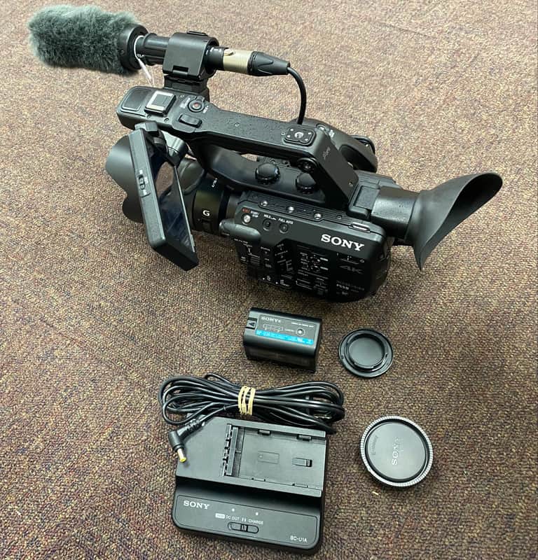 Sony PXW-FS5M2 FS5 Mark II 4K w/ Sony 18-105mm F4 Lens & Sony ECM