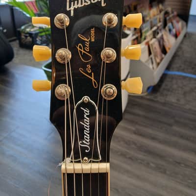 Gibson 2021 Les Paul Standard Goldtop image 4