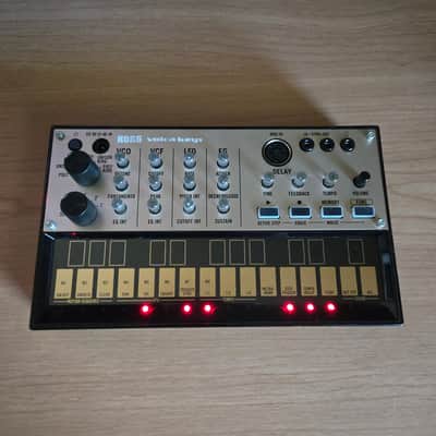 Korg Volca Keys Analog Loop Synthesizer 2013 - Present - Gold/Black
