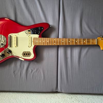 Fender Classic Player Jaguar Special with Rosewood Fretboard 2009 - 2017 - Candy Apple Red image 1