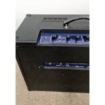 Vox AC15VR and Vox Footswitch - Good image 10