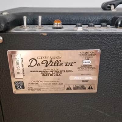 Fender Hot Rod DeVille 212 3-Channel 60-Watt 2x12" Guitar Combo 2002 - 2010 - Black image 3