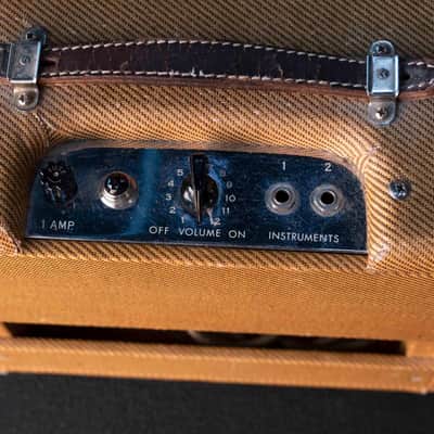 VINTAGE FENDER TWEED CHAMP 1961 WITH COVER image 5
