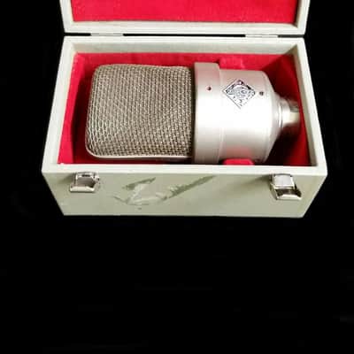 Neumann M49 image 3