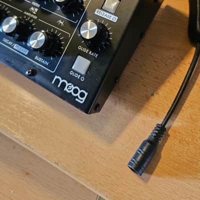 Moog Minitaur Rev2 TBP002 2012 - Present - Black image 10