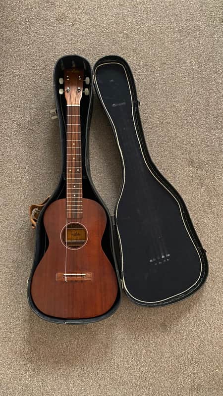 MIJ Aria U-160 70s Baritone Ukulele image 1