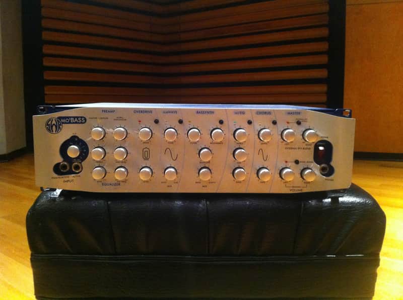 SWR Mo'Bass head image 1
