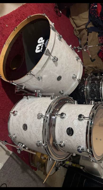 DW Performance Series 9x12/14x16/18x22" 3pc Shell Pack 2010 - Present - White Marine image 1