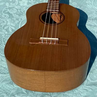 Favilla  B2 Baritone Ukulele c.1950's image 3