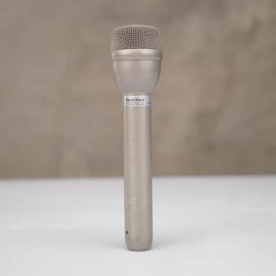 Electro-Voice RE50 Dynamic Omnidirectional Microphone w/ Shock Mount Clip #59279 image 1