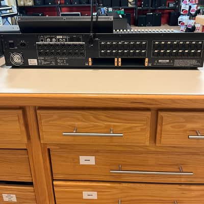 Yamaha LS9-32 2011 - Present image 3