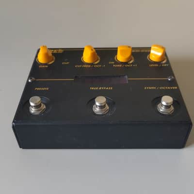 Markbass Super Synth 2010s - Black/Yellow image 2