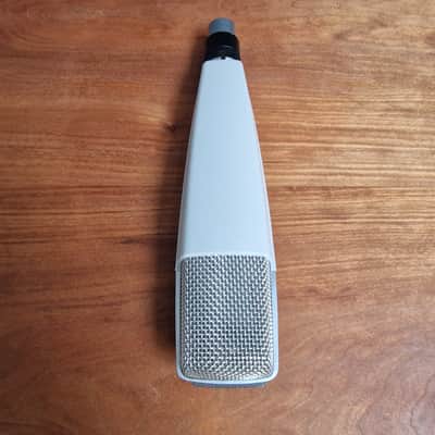 Sennheiser MD 421-U Vintage Dynamic Mic w/ Pristine High-Output Factory-Refurbished Capsule - No Gain Boost Needed! image 3