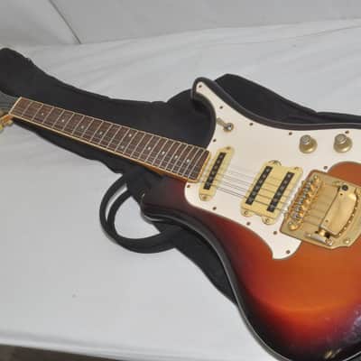YAMAHA SGV 700 EE118EWH21 Electric Guitar Ref No 7382 image 1