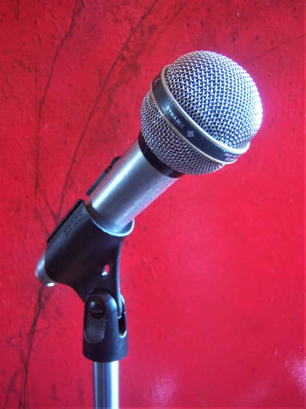 Vintage 1970's Shure PE-585 dynamic cardioid microphone Satin Chrome w mic clip image 1