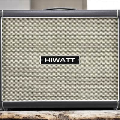 Hiwatt HG212 - Speaker Cabinet w/ 2x12” Speakers image 2