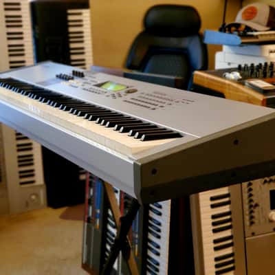 CERTIFIED!!! YAMAHA MOTIF ES8 FULLY INSPECTED/SERVICED AND IN AMAZING CONDITION! image 3