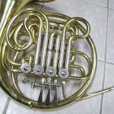 New Double French horn with  case and mouthpiece image 3