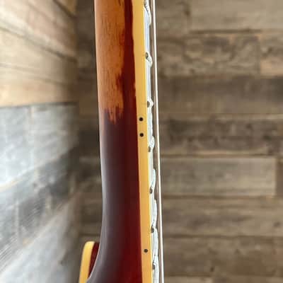 (18279) Epiphone Riviera Mini Ch Semi-Hollow Electric Guitar - 2004 - Cherry image 9