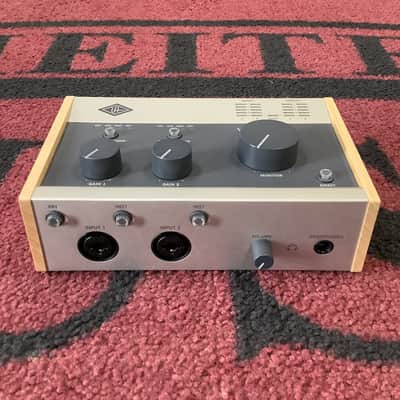 Universal Audio Volt 276 Audio Interface Present image 2