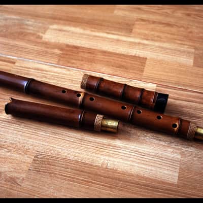 Long-Xiao Flute-Smoked Bamboo – Concert-Tuned Key E/D/C/B (Lowest Note), 8 Holes, 3 Piece - Smoked Finish with Lacquer Protection Inside, Xiao's tail is covered with buffalo horns image 6