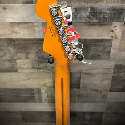 Fender American Ultra Luxe Vintage '60s Stratocaster Rosewood Fingerboard - Ice Blue Metallic image 9