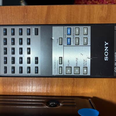Sony Cdp-302es CD Player. Elevated Series. With REMOTE! See Video. image 21