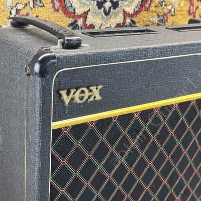 1982 VOX - V15 - New Tubes - ID 5321 image 4