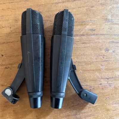 2 x (two)Sennheiser  MD421-II image 2