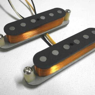 MUSTANG Guitar VINTAGE CORRECT 1964 Pickups SET A5 Vintage Fender Hand Wound by Qpickups Duosonic image 4