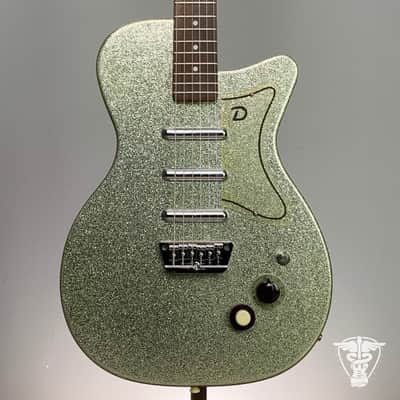 Danelectro U-3 Reissue w/Amp In Case image 1