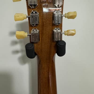 Gibson Les Paul Studio 2025 - Present - Tobacco Burst image 5
