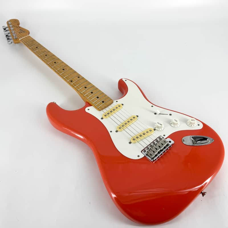 1991 Fender Squier Hank Marvin Japan Stratocaster – Fiesta Red image 1