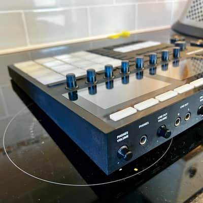 Native Instruments Maschine Mk3 + Maschine Jam + Stand + Deck Savers image 10