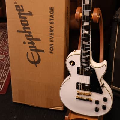 Epiphone Inspired By Gibson Custom Les Paul Custom (Incl Hard Case) Alpine White image 11