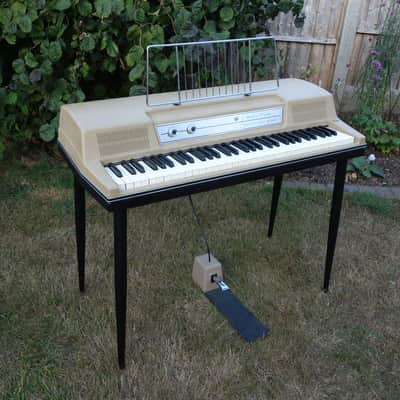 Wurlitzer EP200 ( USA /1972 ) image 1