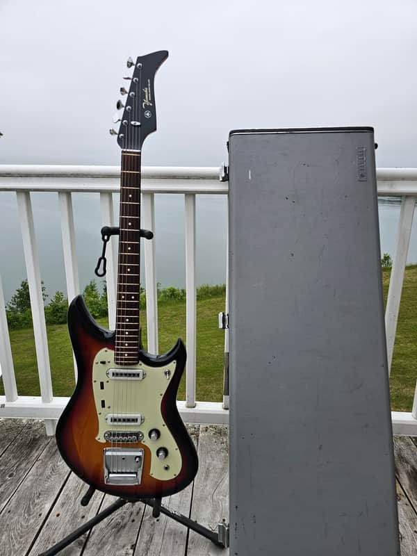 1966 Yamaha SG-2 - Sunburst image 1