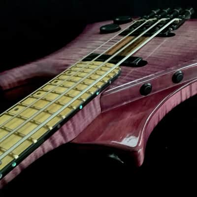 JD Guitars 2026 Headless Mini Bass PlumBurst image 10