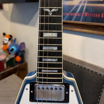 Gibson Custom Shop Richie Faulkner Signature Flying V Custom 2023 - 2024 - Pelham Blue image 3