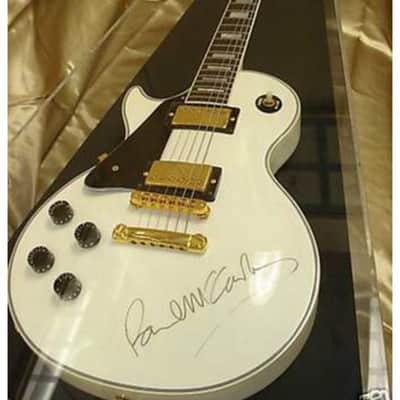 AWESOME PAUL MCCARTNEY SIGNED, STAGE PLAYED & DONATED BEATLES GIBSON LES PAUL CUSTOM WHITE GUITAR image 1