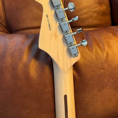 Fender Eric Clapton Artist Series Stratocaster with Vintage Noiseless Pickups 2001 - Present Olympic White image 9