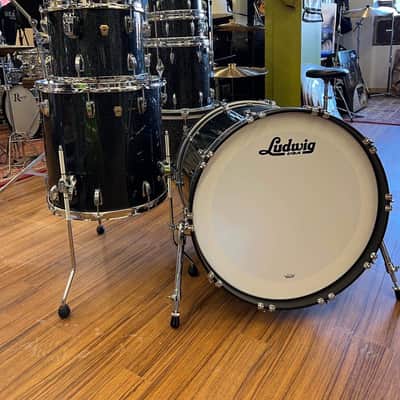 Ludwig Classic Maple 8x10 / 9x12 / 16x16 / 18x22" Drum Set image 1