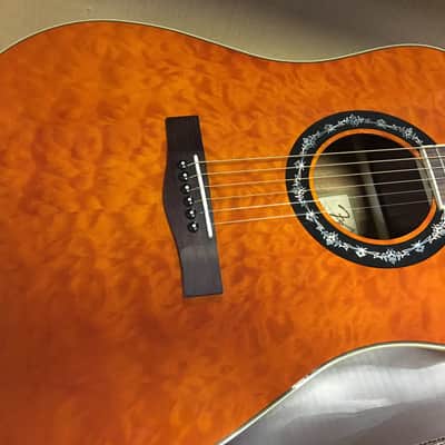 Fender California Series T-Bucket 300CE Acoustic/Electric Guitar Amber Quilt image 2