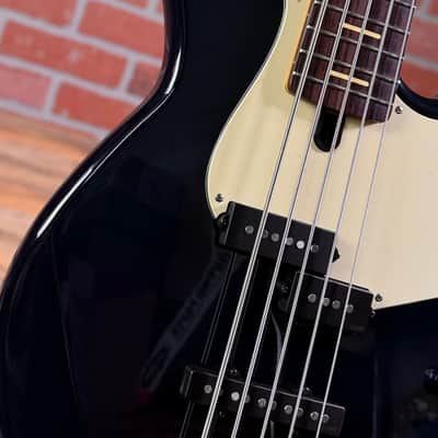 Yamaha BBP5 5-string Electric Bass Guitar - Midnight Blue image 3