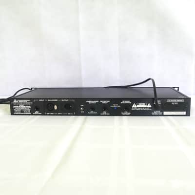 dbx 160XT Compressor / Limiter 2000s - Black image 4