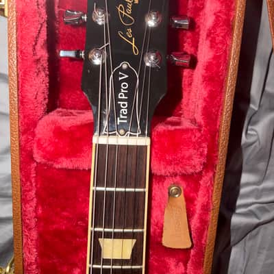 2021 Gibson Les Paul Traditional Pro V - Blueberry Burst image 3