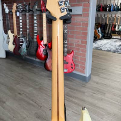 Fender Prodigy 1991 - 1993 - Arctic White image 10
