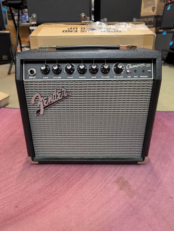 Fender Champion 20 image 1