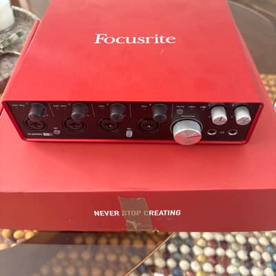 Focusrite Scarlett 18i8 2nd Gen USB Audio Interface 2016 - 2018 - Red / Black image 1